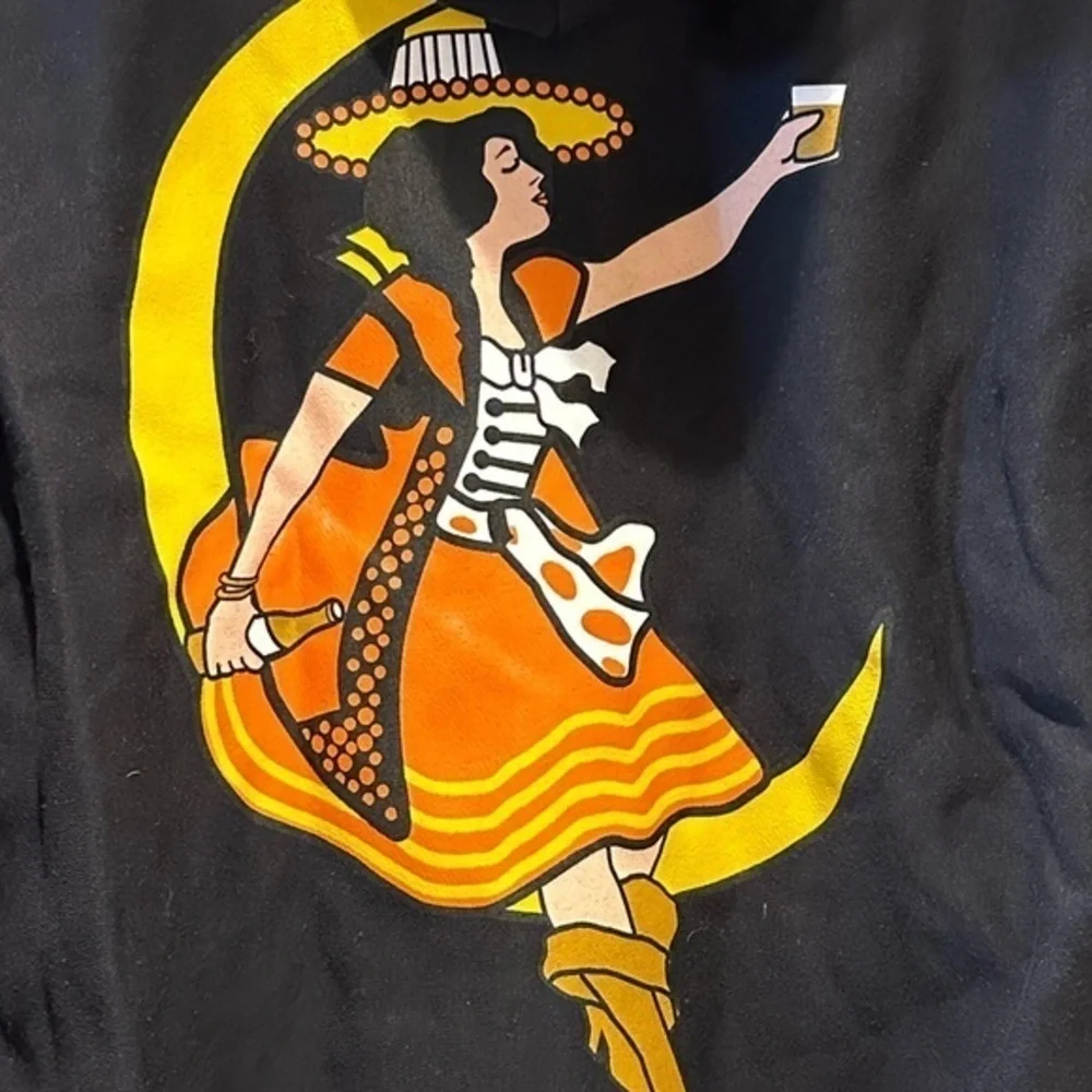 Miller Highlife Girl on the Moon Black Hooded Sweatshirt Size Medium - Picture 2 of 8